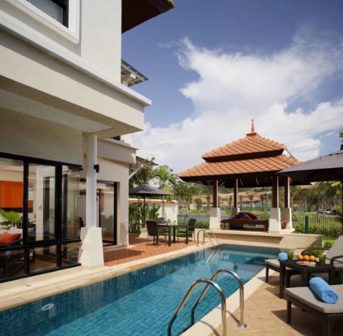 Laguna Village Townhome – 3 Bedrooms