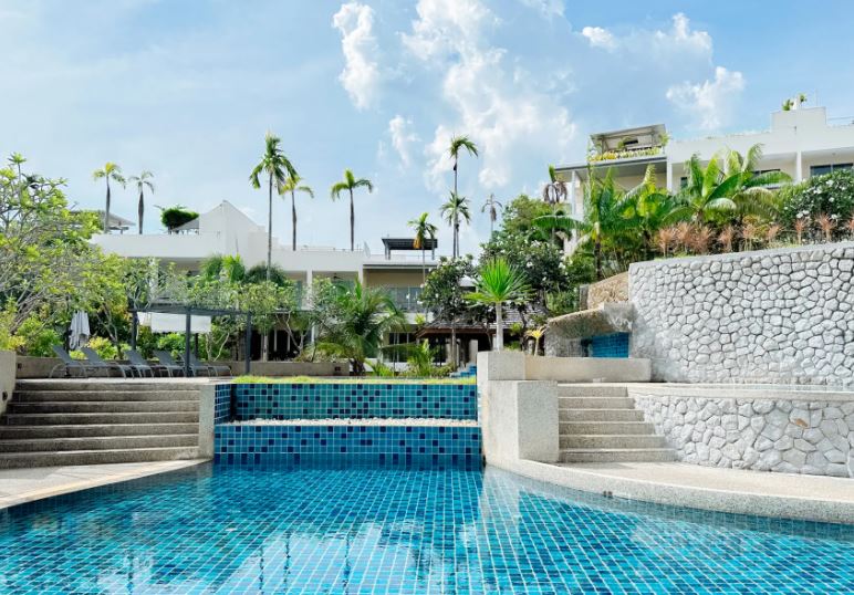 Luxury 3-Bed Penthouse – Layan Gardens Phuket