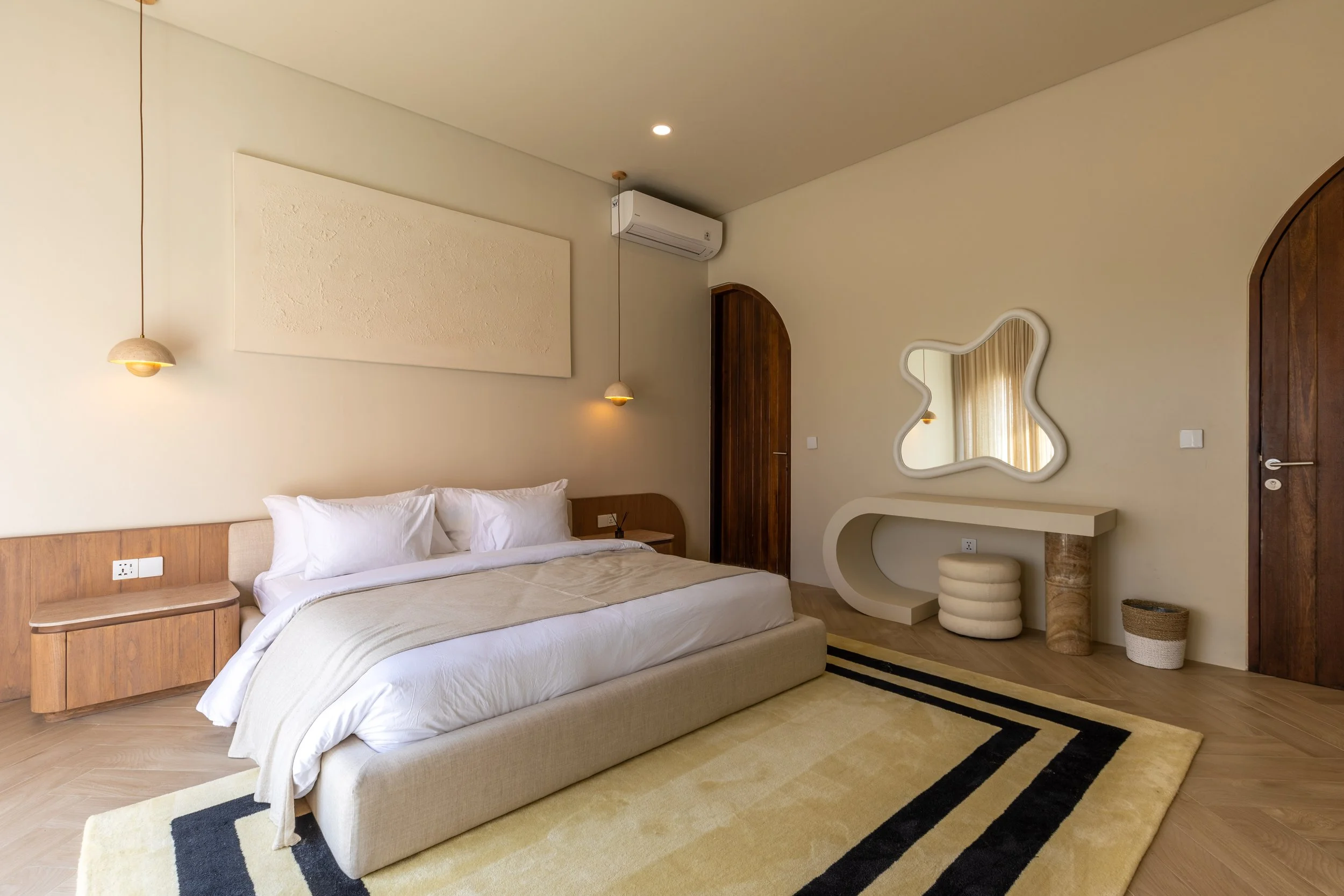 Curated Architectural 4 BR Villa with Oceanview in Bingin