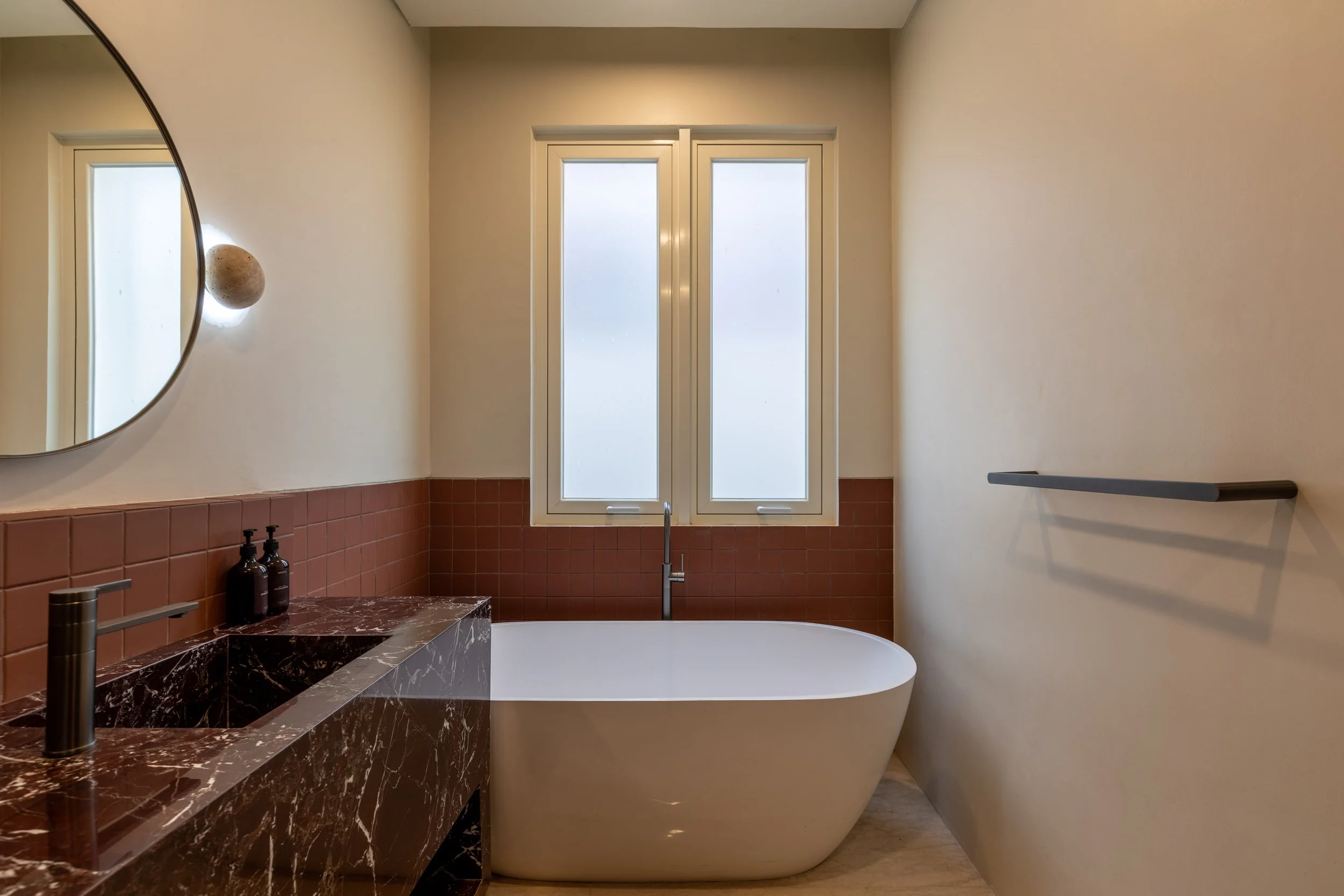 Curated Architectural 4 BR Villa with Oceanview in Bingin