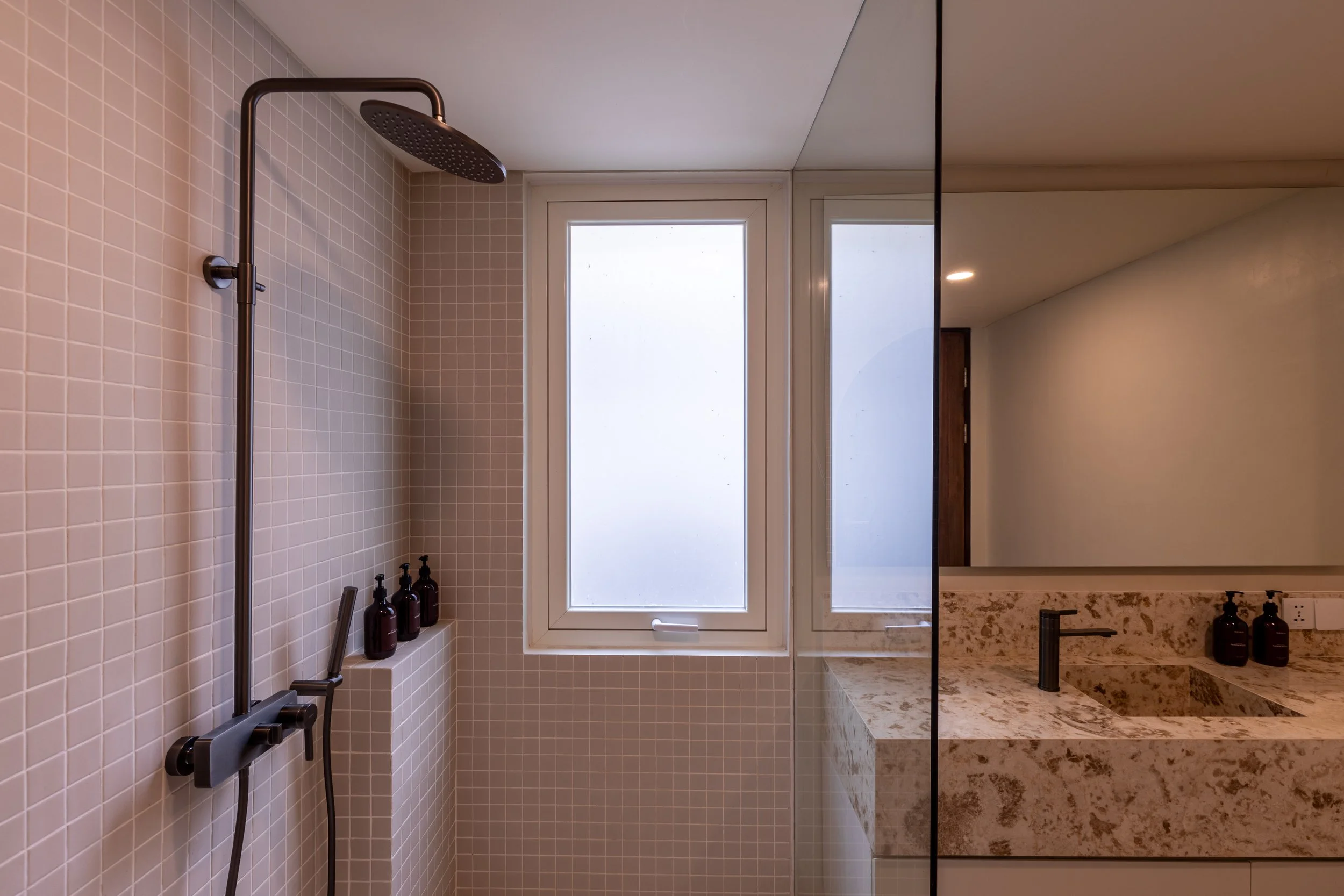 Curated Architectural 4 BR Villa with Oceanview in Bingin