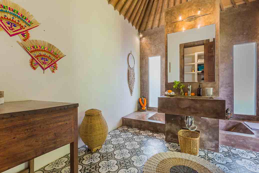 Elegant 4 BR Joglo Tropical Villa in Umalas