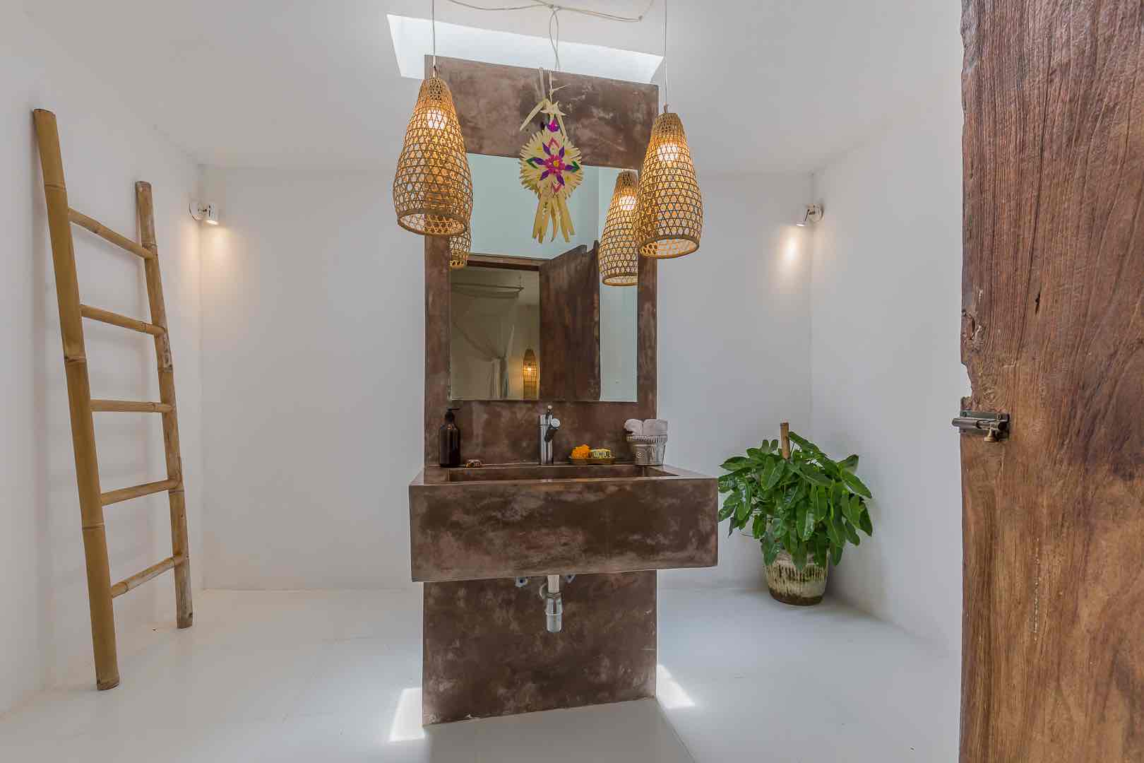 Elegant 4 BR Joglo Tropical Villa in Umalas