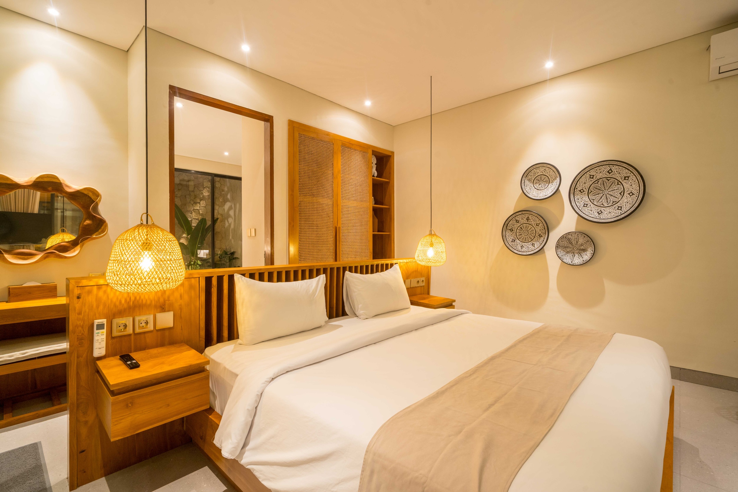 Modern Chic 2-Bedroom Villa with Private Pool