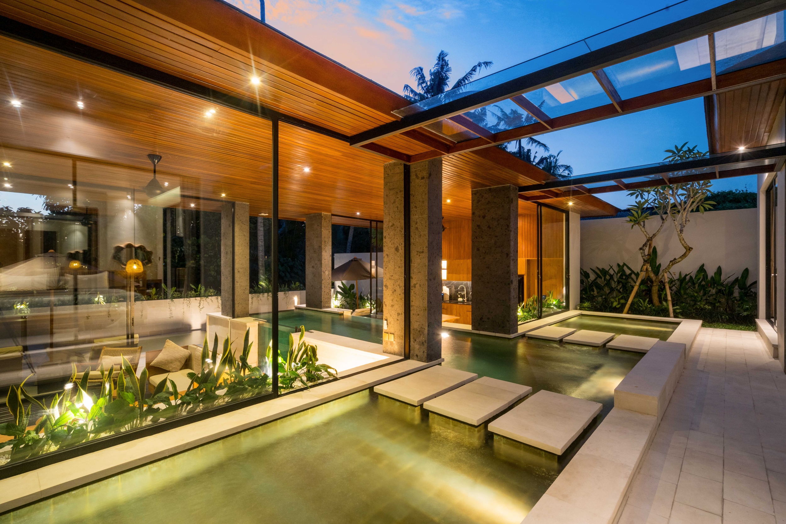 Modern Chic 2-Bedroom Villa with Private Pool