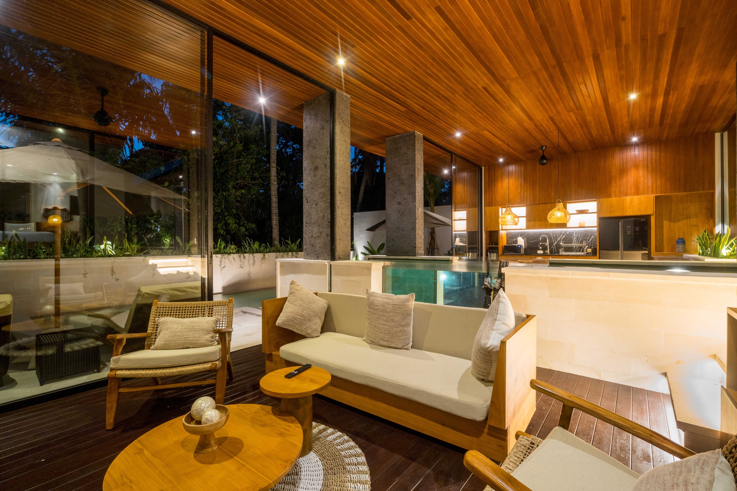 Modern Chic 2-Bedroom Villa with Private Pool