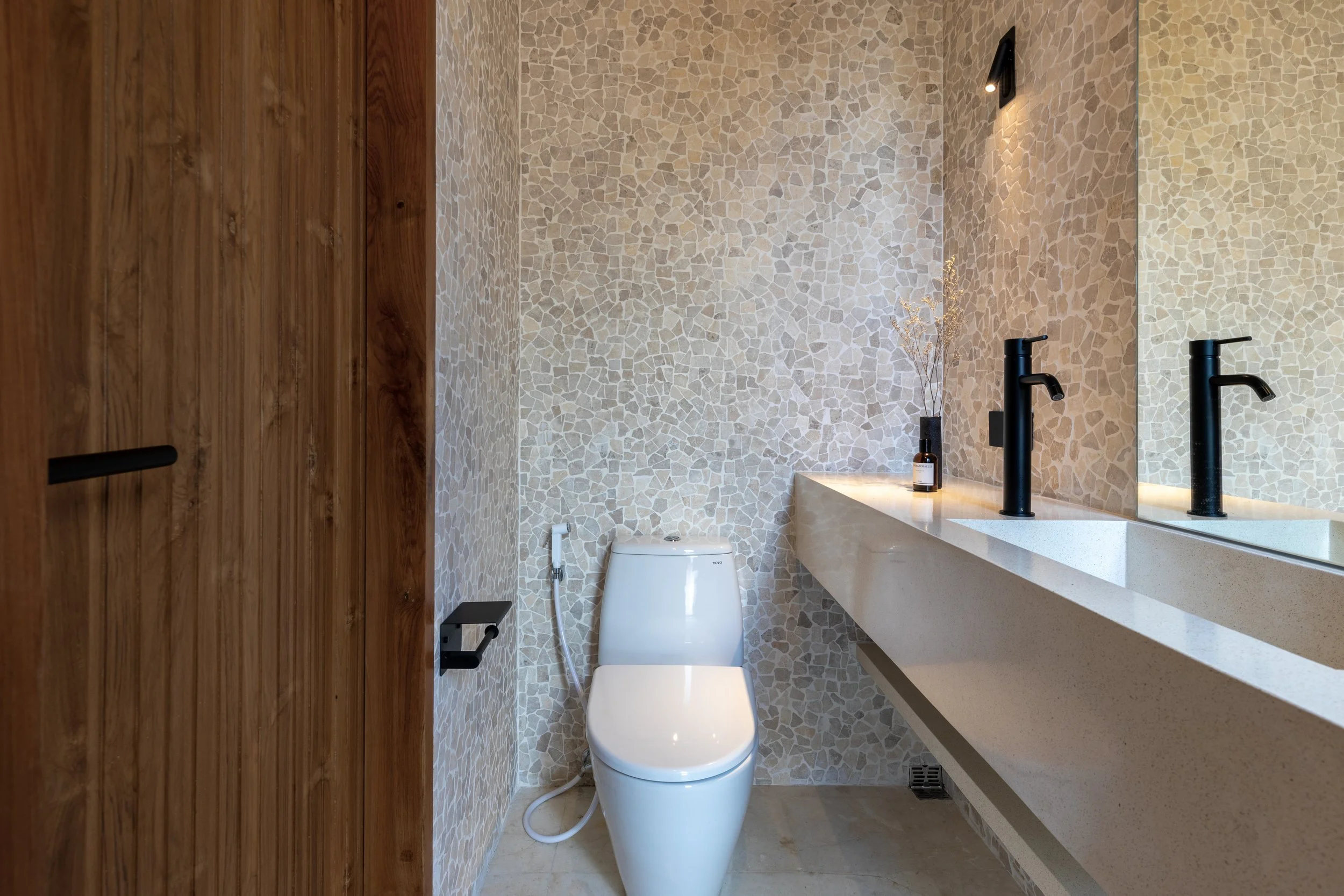 Monolithic 2 BR Villa with Tropical Soul in Ubud