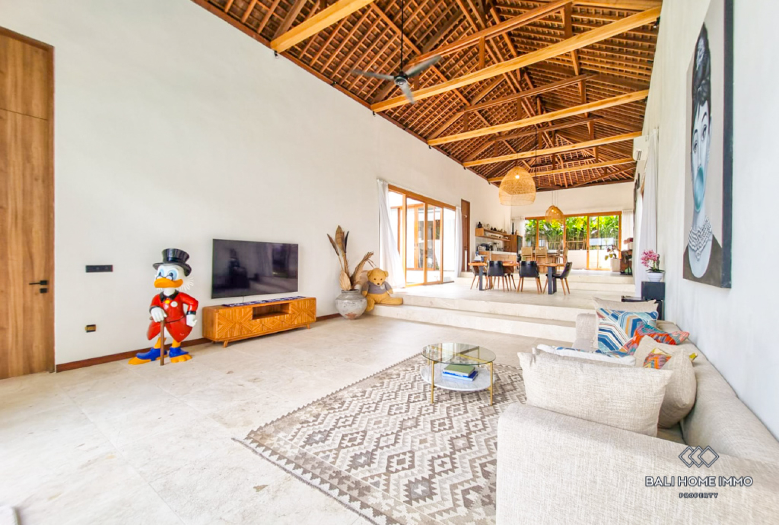 Ricefield View 5 BR Villa for Leasehold in Tanah Lot