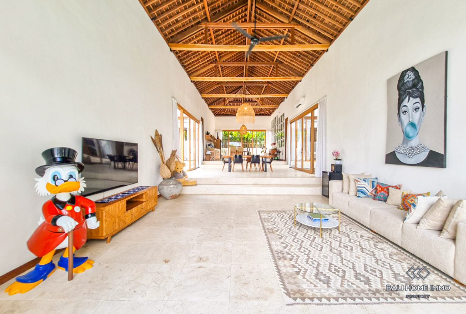 Ricefield View 5 BR Villa for Leasehold in Tanah Lot