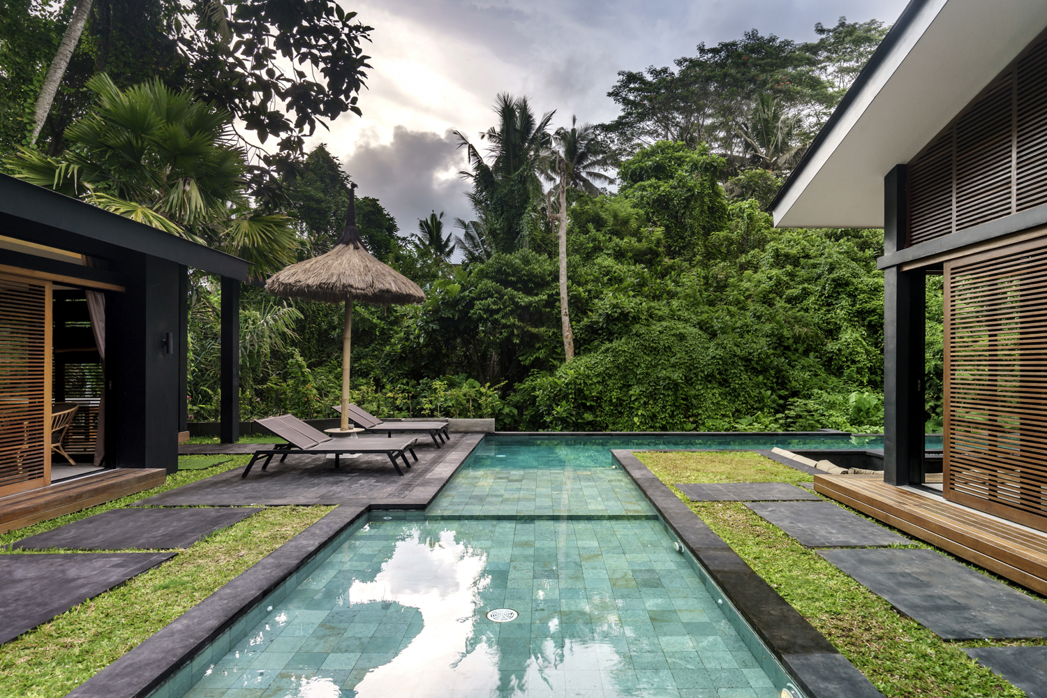 Unique 5-Bedroom Villa