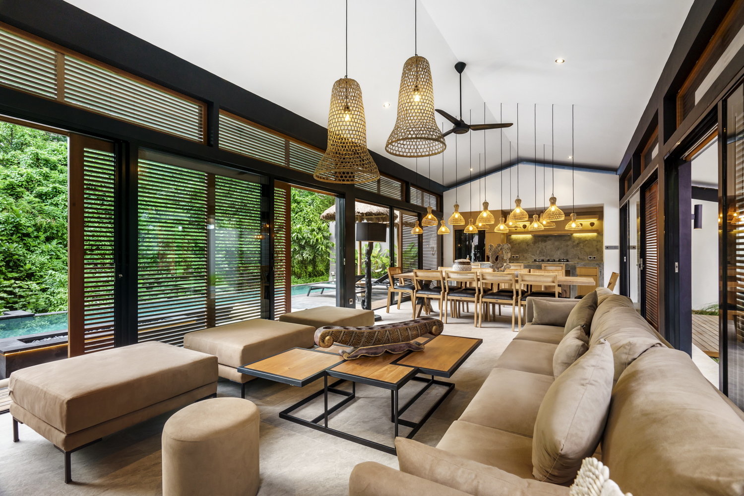 Unique 5-Bedroom Villa