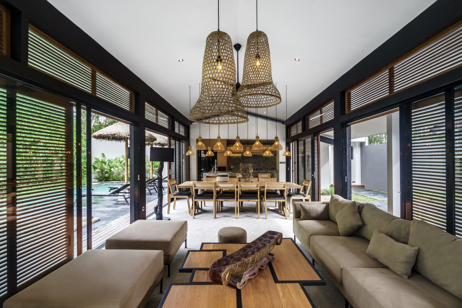 Unique 5-Bedroom Villa