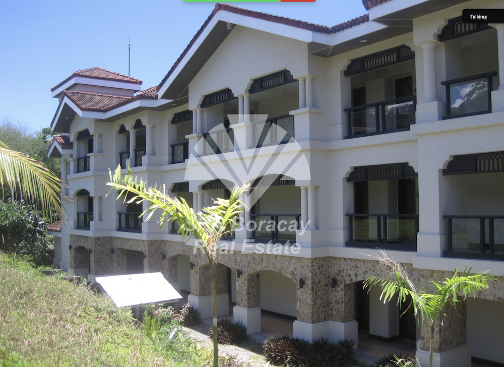 Studio with Balcony & 2 Beds – Balabag, Boracay