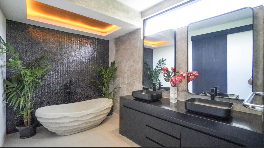 3-Bedroom Leasehold Villa