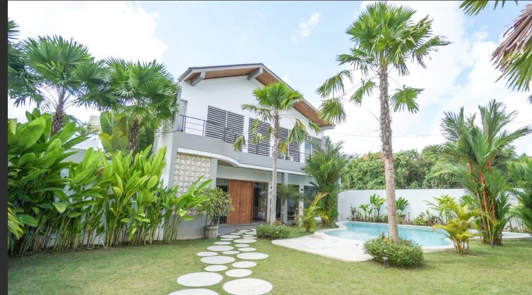 3-Bedroom Leasehold Villa