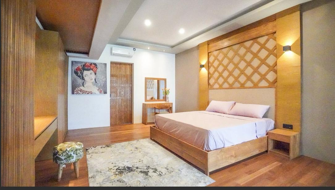 3-Bedroom Leasehold Villa