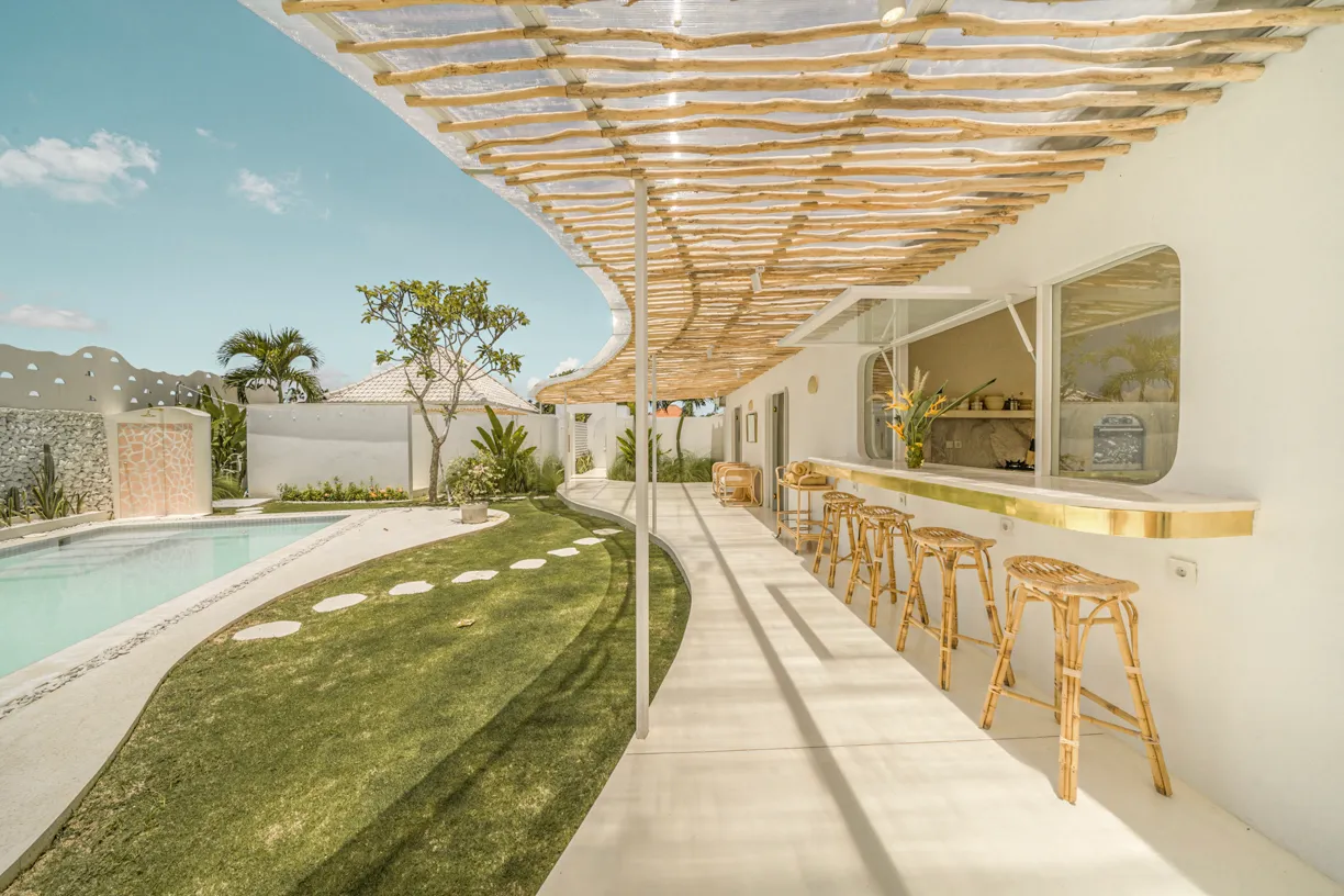 Luxury 6 BR Villa in Batu Bolong