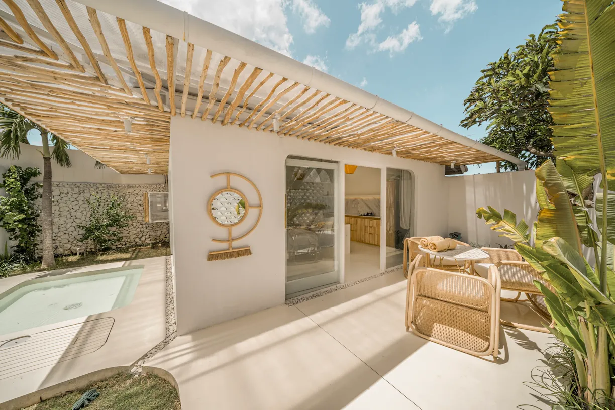 Luxury 6 BR Villa in Batu Bolong