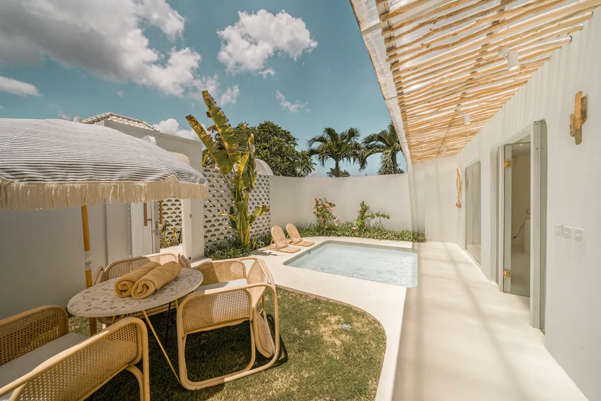 Luxury 6 BR Villa in Batu Bolong