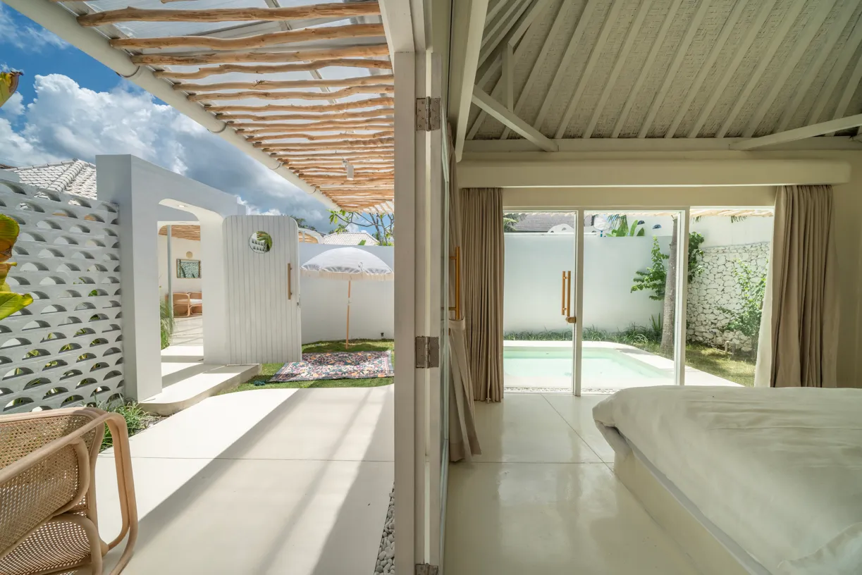 Luxury 6 BR Villa in Batu Bolong