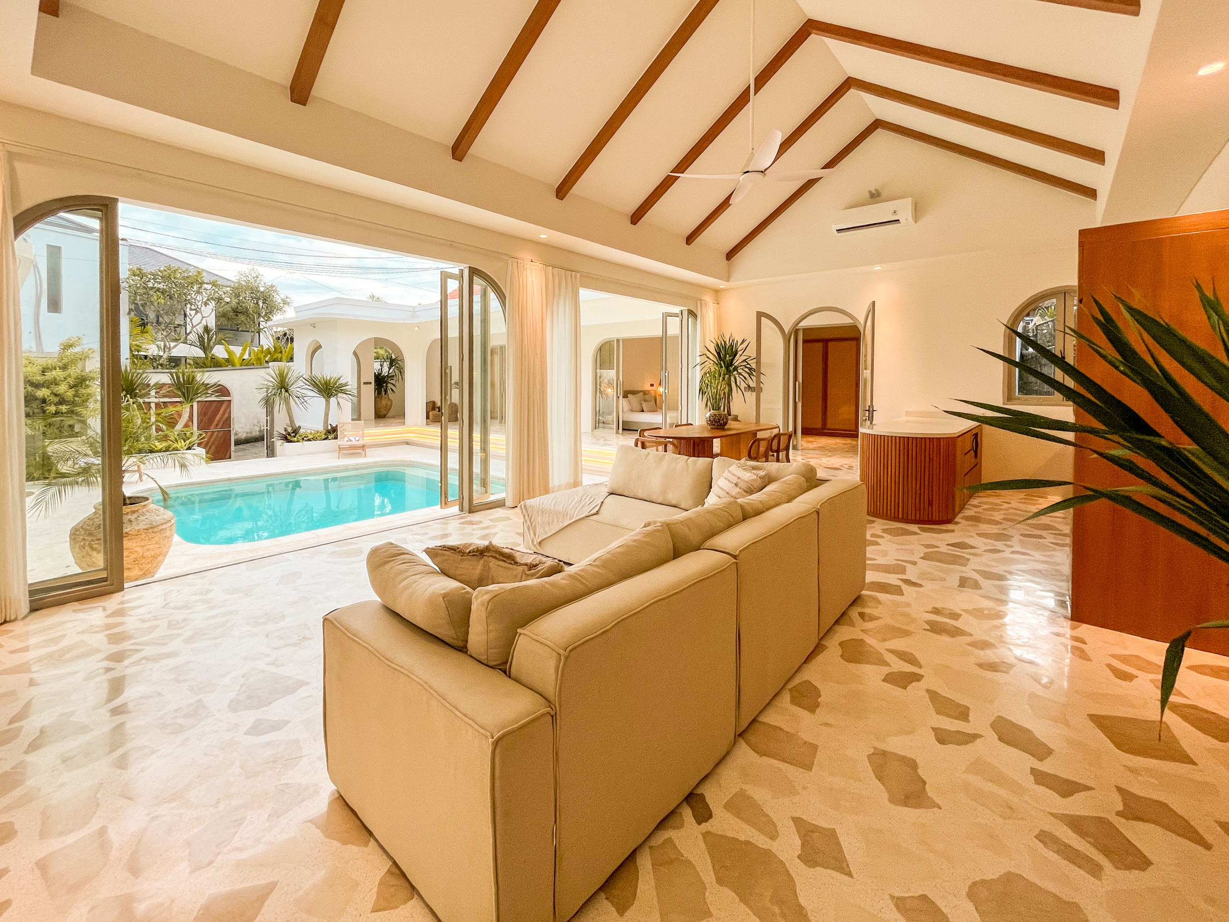 Chic 3-Bedroom Villa in Kerobokan