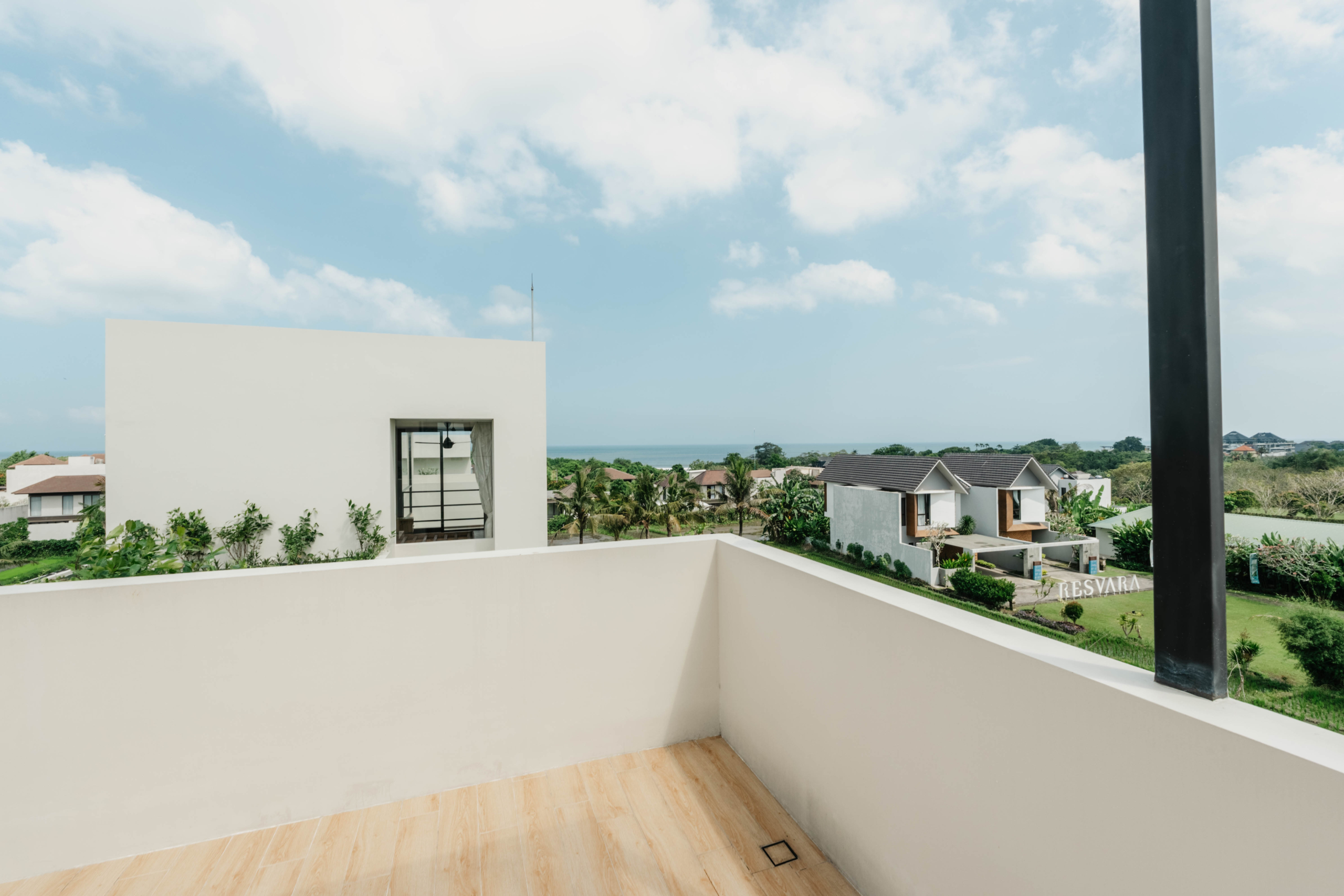 Oceanfront Villa in Kedungu