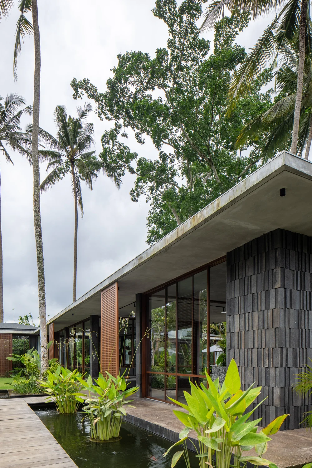 5 BR Japanese Brutalist Villa in Ubud