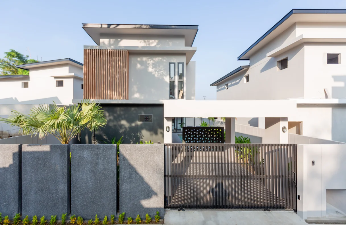 杭东优质地段出售的当代3卧室泳池别墅| 出售| Chiang Mai Chia, image size:1217x790